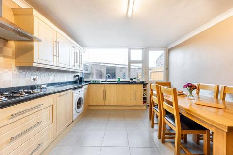 4 bedroom terraced house for sale, Oxgate Gardens, Dollis Hill, London, NW2