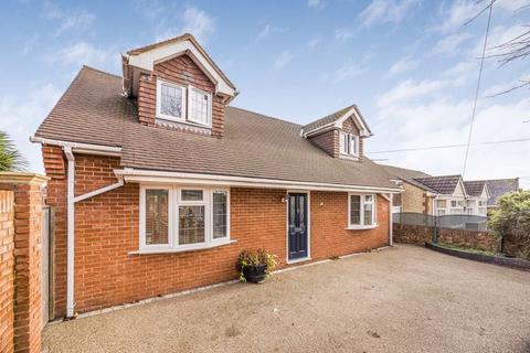 2 bedroom detached bungalow for sale, South Road, Drayton