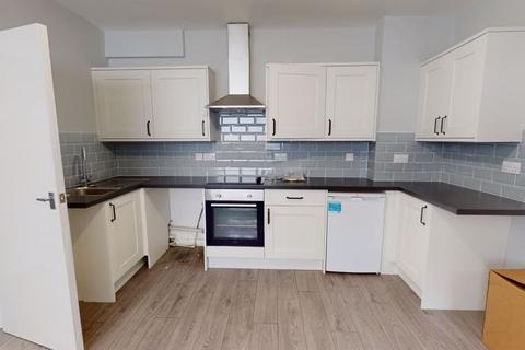 2 bedroom property to rent, Crescent Road, Middlesbrough, TS1 4QP