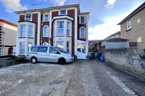 6 bedroom semi-detached house for sale, Leed Street, Sandown