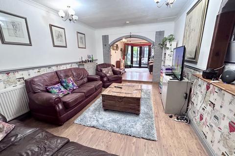 6 bedroom semi-detached house for sale, Leed Street, Sandown