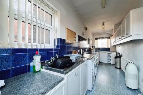 3 bedroom semi-detached house for sale, Wyndham Avenue, Middle Hulton