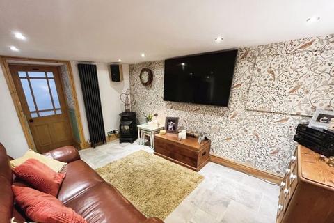 3 bedroom cottage for sale, Blackburn Road, Edgworth