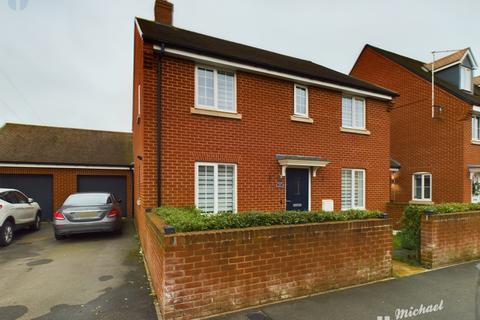 4 bedroom detached house for sale, Mendip Street, Aylesbury, Buckinghamshire