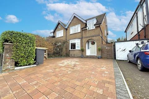 4 bedroom semi-detached house for sale, Tring Road, Dunstable