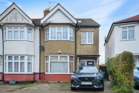 2 bedroom maisonette for sale, Cumberland Road, Harrow