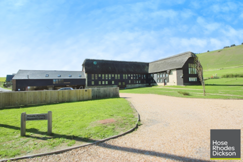 3 bedroom maisonette to rent, Chillerton Farm Barns, Newport