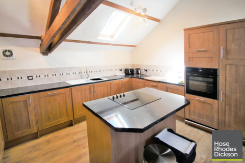 3 bedroom maisonette to rent, Chillerton Farm Barns, Newport