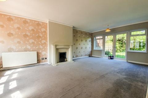 3 bedroom detached house to rent, Galleywood Road, Chelmsford