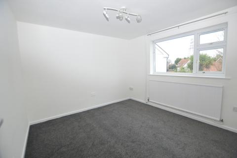 3 bedroom apartment to rent, Vine Parade, Wivenhoe CO7