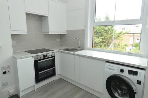 1 bedroom flat to rent, Bedford Grove