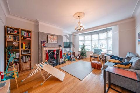 4 bedroom semi-detached house to rent, Hoodcote Gardens, Winchmore Hill, London N21