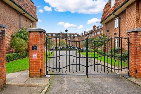 2 bedroom apartment for sale, West Street Lane, Carshalton