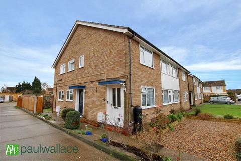 2 bedroom maisonette for sale, Southmead Crescent, Cheshunt