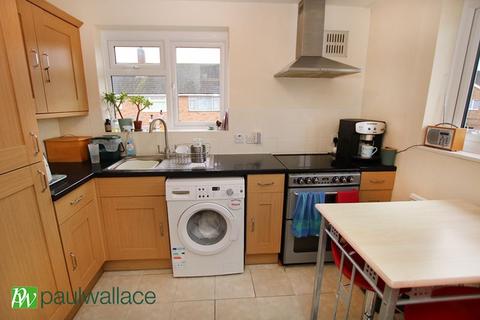 2 bedroom maisonette for sale, Southmead Crescent, Cheshunt