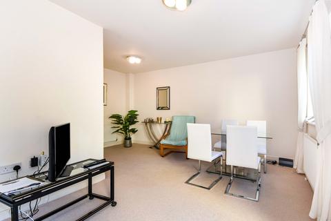 2 bedroom end of terrace house to rent, Dame Mary Walk, Halstead