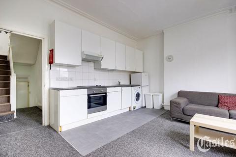 3 bedroom flat for sale, Whittington Road, London, N22