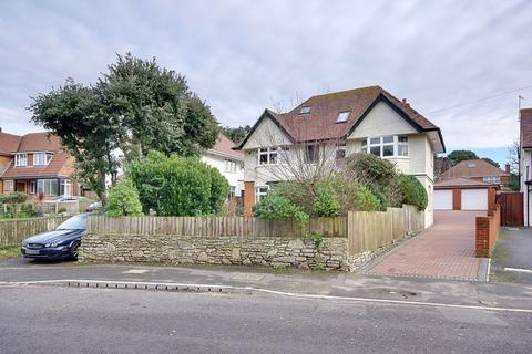 5 bedroom detached house for sale, Magnificent 5-Bedroom Detached Home in Southbourne – Prime Location Near Beaches & Shops