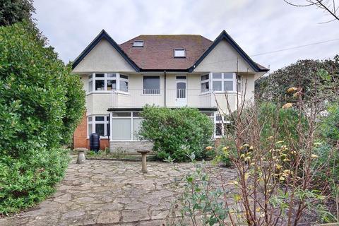 5 bedroom detached house for sale, Magnificent 5-Bedroom Detached Home in Southbourne – Prime Location Near Beaches & Shops