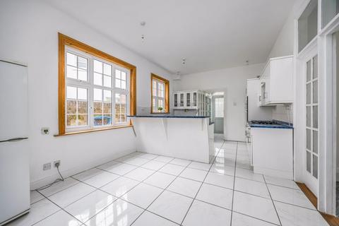 6 bedroom semi-detached house to rent, Lennox Road South, Southsea