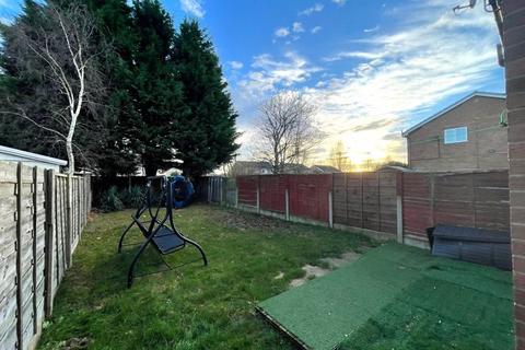 2 bedroom semi-detached house for sale, Teal Close, Altrincham WA14