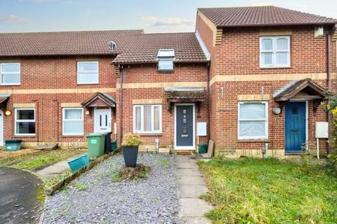 2 bedroom terraced house to rent, Paddock Close, Bristol