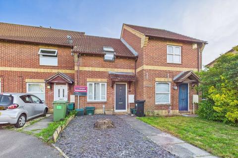 2 bedroom terraced house to rent, Paddock Close, Bristol
