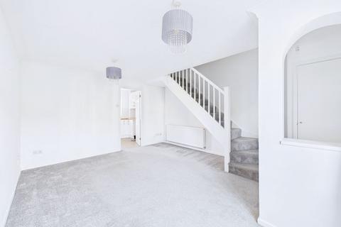 2 bedroom terraced house to rent, Paddock Close, Bristol