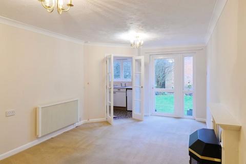 1 bedroom retirement property for sale, Cedar Avenue, Chelmsford CM1