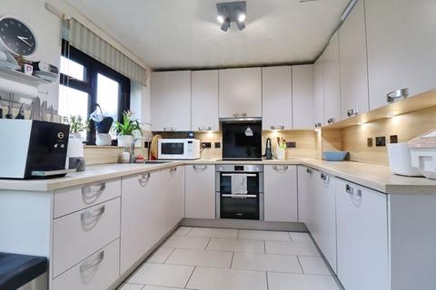 3 bedroom detached house for sale, The Wicheries, Manchester M28