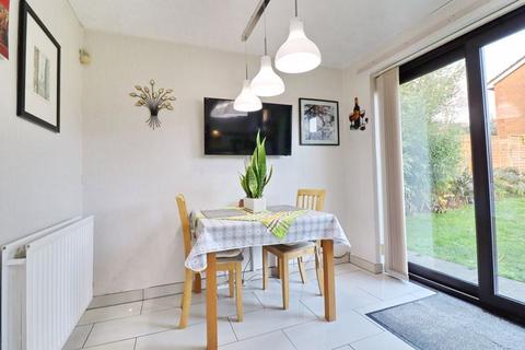 3 bedroom detached house for sale, The Wicheries, Manchester M28