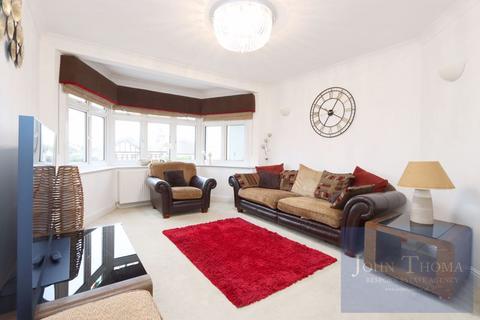 5 bedroom terraced house for sale, Kensington Drive, Woodford Green IG8