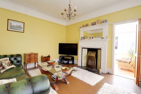4 bedroom detached house for sale, Gladstone Street, Telford TF1