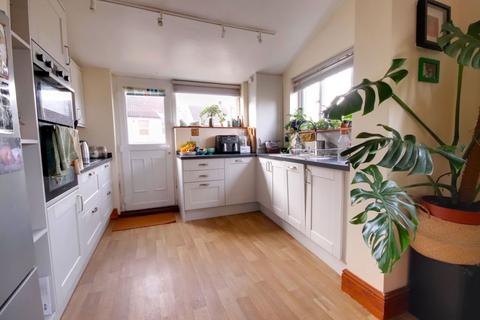 59b Balmain Street, Bristol, BS4 3BX