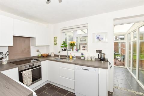 2 bedroom terraced house for sale, Mapledown Close, Southwater, Horsham, West Sussex