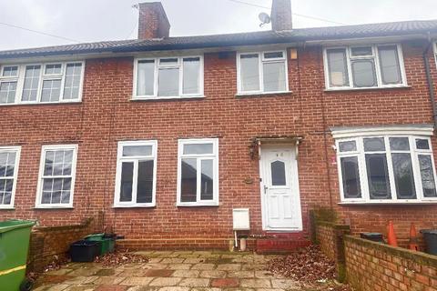 3 bedroom terraced house to rent, Ickleton Road, Mottingham, London, SE9 4BD