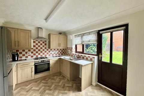 2 bedroom terraced house for sale, Malthouse Green, Luton, Beds, LU2 8SW