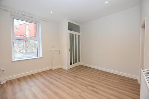 1 bedroom terraced house to rent, Lowergate, Clitheroe, BB7 1AD