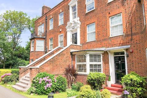 2 bedroom flat for sale, Childs Hill, London NW2