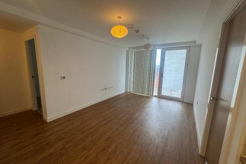 2 bedroom apartment to rent, Leaf Street, Manchster, M15 5GA