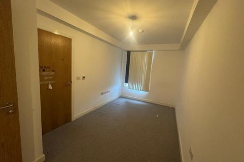 2 bedroom apartment to rent, Leaf Street, Manchster, M15 5GA