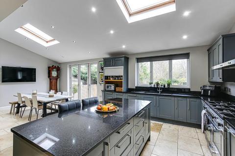 26 Arkwright Road, South Croydon, CR2 0LL