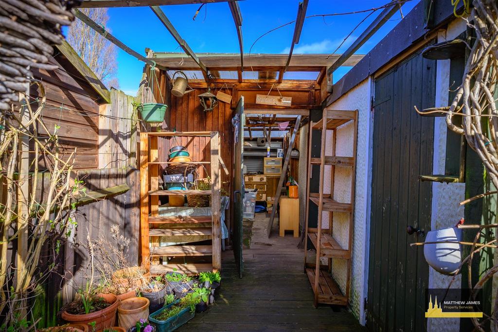 Garage and Workshop