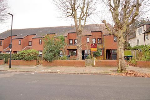 Bagshot Road, Enfield, EN1