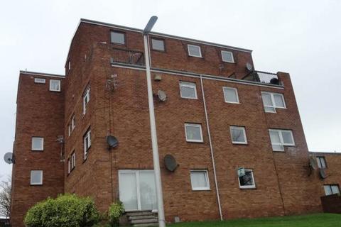 3 bedroom flat to rent, 14 Kinnaird Street, ,