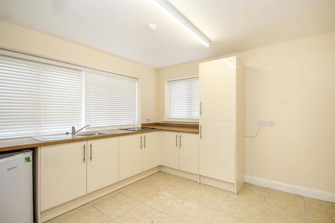 Property to rent, Daniels Court, Mold CH7