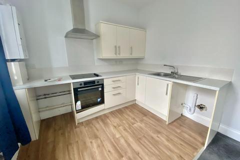 2 bedroom flat to rent, Melville Lane, Torquay