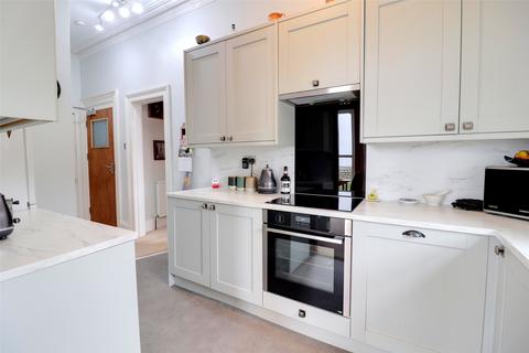 2 bedroom apartment for sale, Oxford Park, Ilfracombe, Devon, EX34