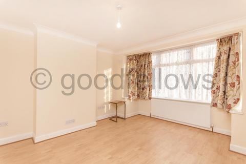 3 bedroom house to rent, Acre Lane, Surrey SM6