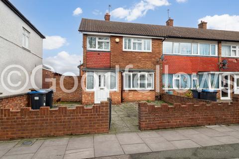 3 bedroom house to rent, Eastfields Road, Surrey CR4